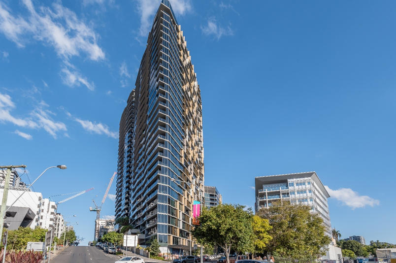 BRISBANE · QLD